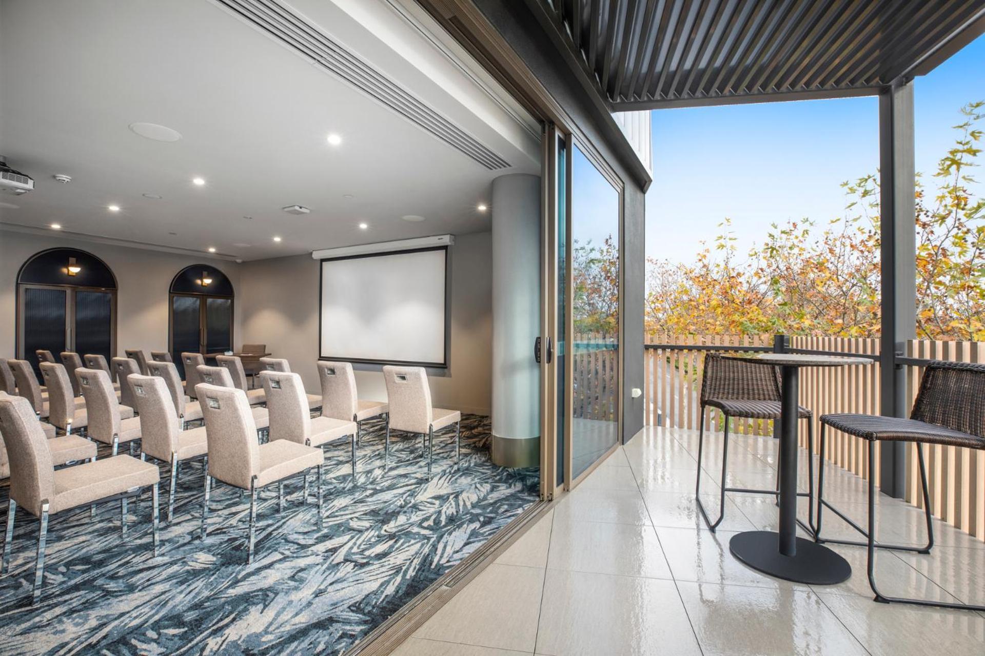 Hotel Rydges Ringwood Esterno foto