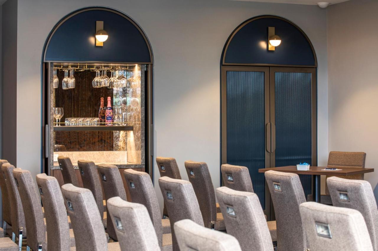 Hotel Rydges Ringwood Esterno foto